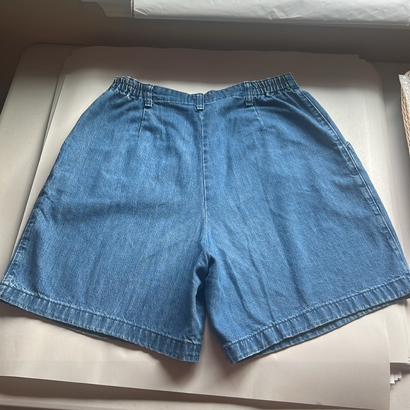 Vintage Lee 100% Cotton Super Highrise Pleated Denim Bermuda Short Sz14VTG=8-10 - Picture 8 of 10